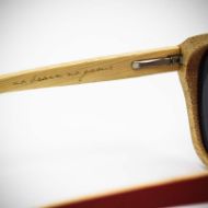 Slika Lesena sončna očala Melon Bamboo Lilly Red