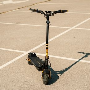 Slika za kategorijo Električni skiroji